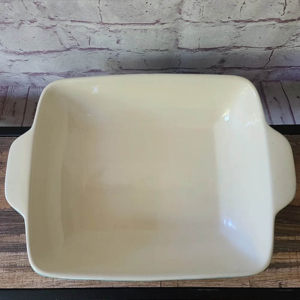 Ethos UK Design Aqua Cream Fluted Ceramic Rectangular Baking Serving Dish 10x12
